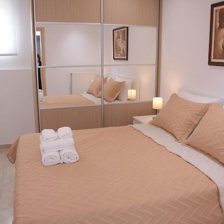 Keratea Apartment Athens Airport Bagian luar foto
