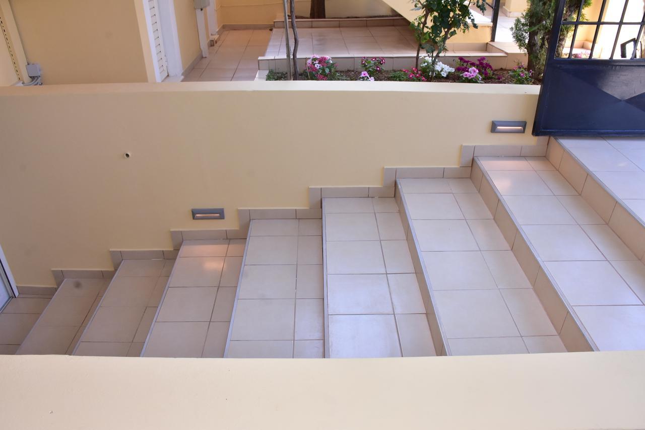 Keratea Apartment Athens Airport Bagian luar foto