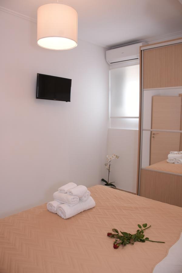 Keratea Apartment Athens Airport Bagian luar foto