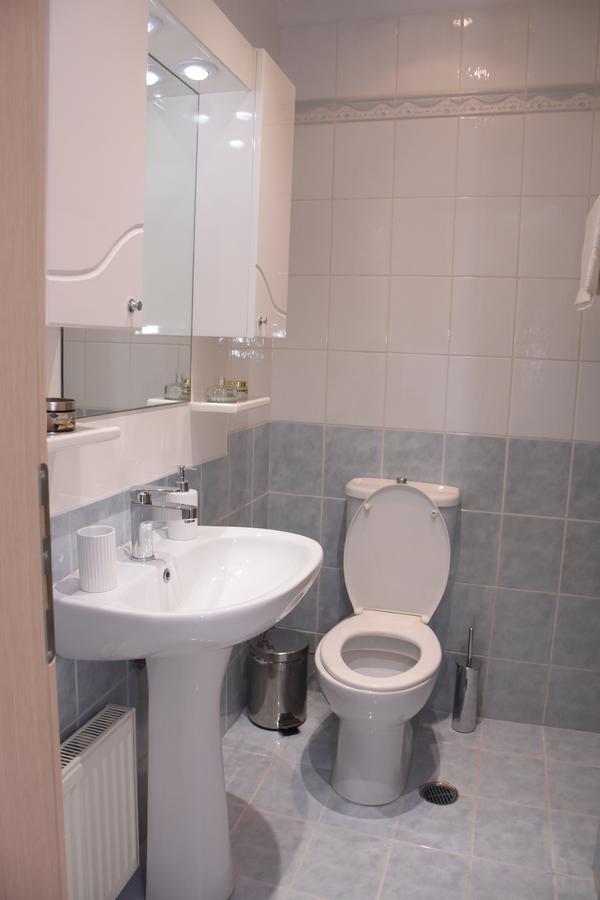 Keratea Apartment Athens Airport Bagian luar foto